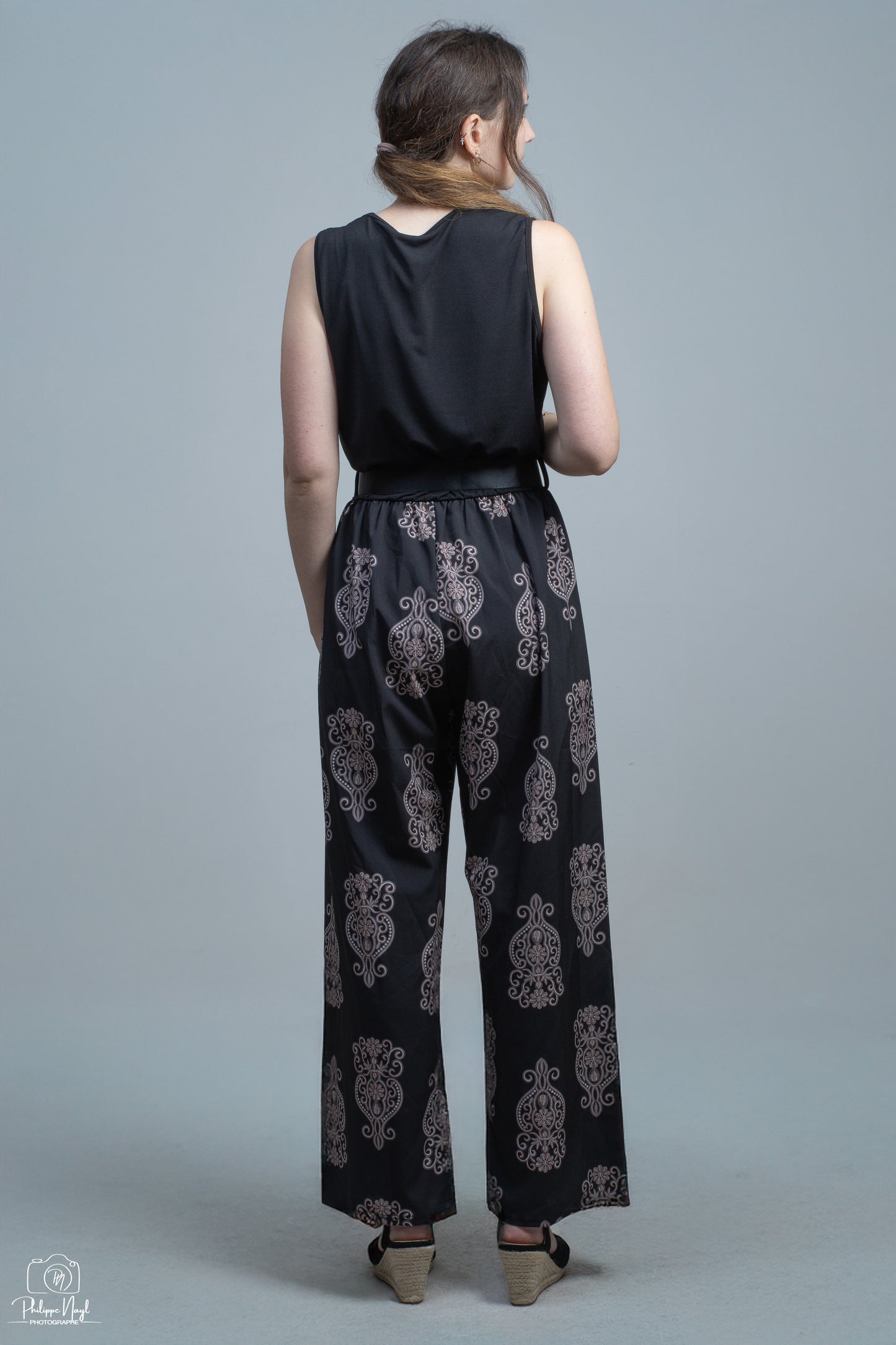 Combinaison imprimé, pantalon large fluide et chic